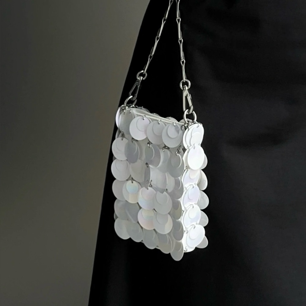 Paco Rabanne Sparkle Discs Mini Bag in White - Picture 4 of 15